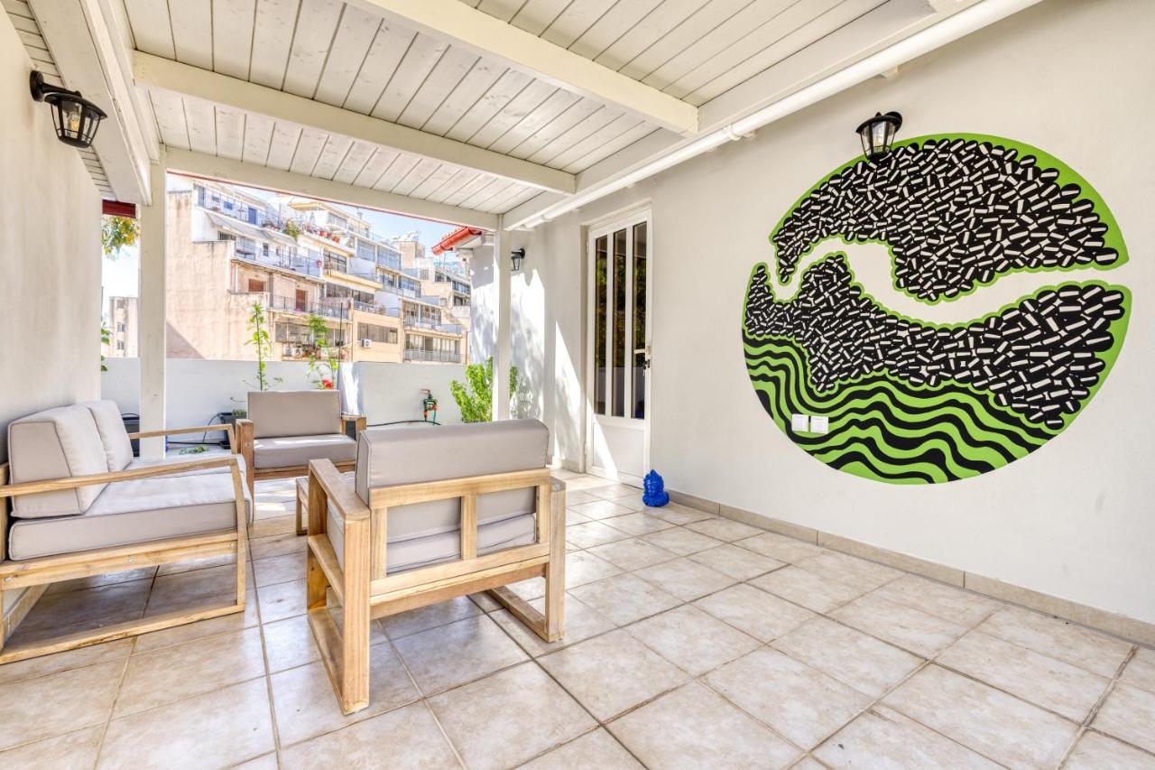 Chic Rooftop Studio W/ Terrace - Near Acropolis Athens Luaran gambar